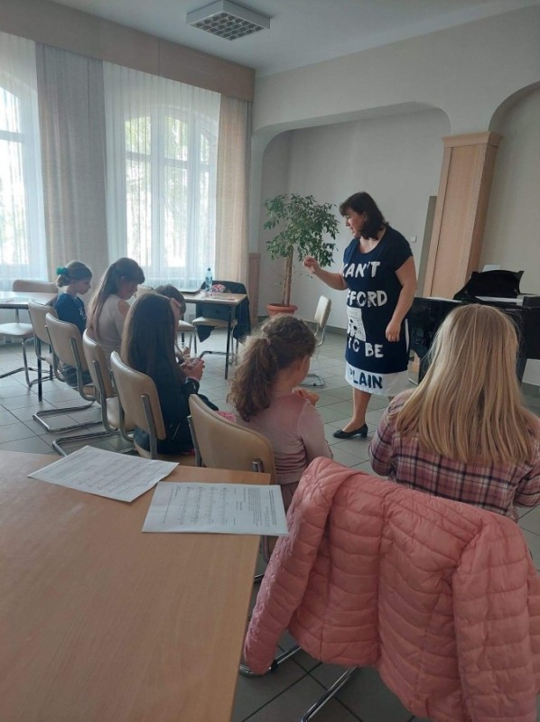 O projekcie "Z muzyką przez pokolenia"