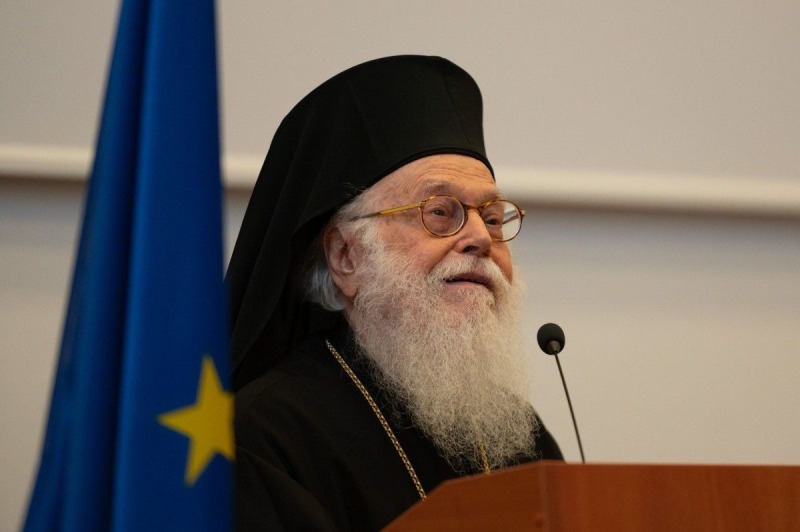 Życie w Chrystusie w wieloreligijnej społeczności globalnej