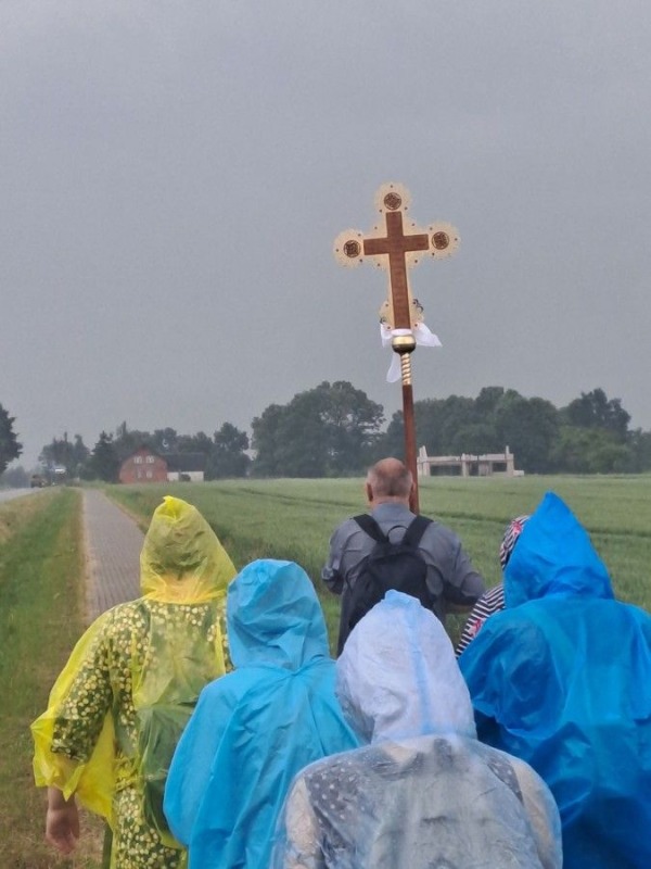 Pielgrzymka ze Zwierek do Piatienki