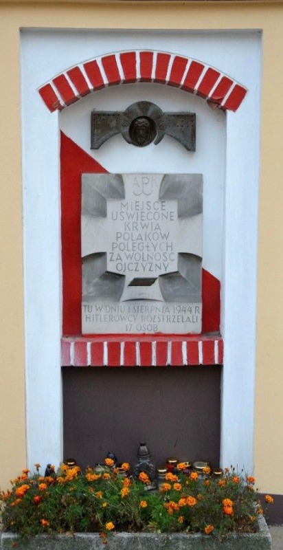 Pamięci ofiar i bohaterów Powstania Warszawskiego