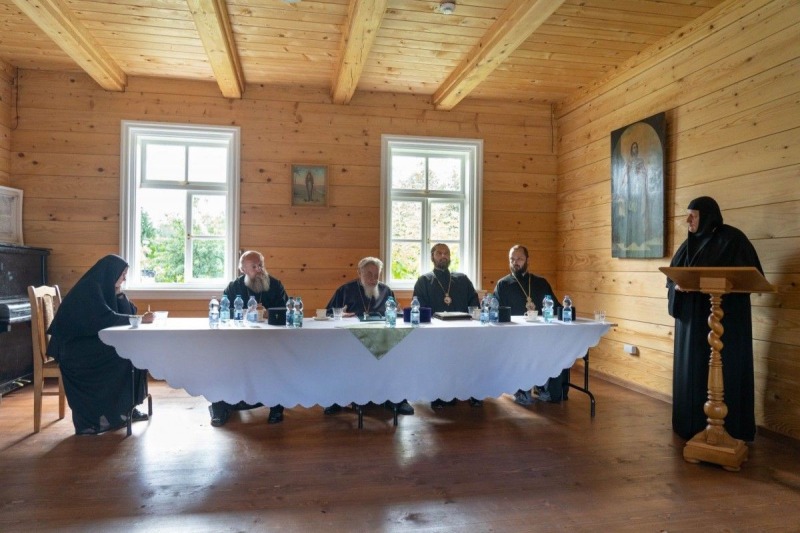Międzynarodowe spotkanie mnichów i mniszek