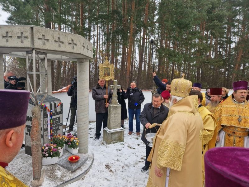 W Wólce Wygonowskiej odsłonięto pomnik upamiętniający Rok Kodeksu Supraskiego w regionie