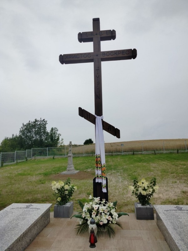 Panichida na cmentarzu w Typinie k. Tomaszowa Lubelskiego
