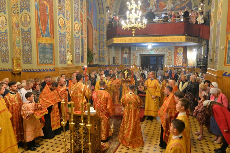 Podwyższenia Krzyża Pańskiego i chirotonia diakońska w Białymstoku