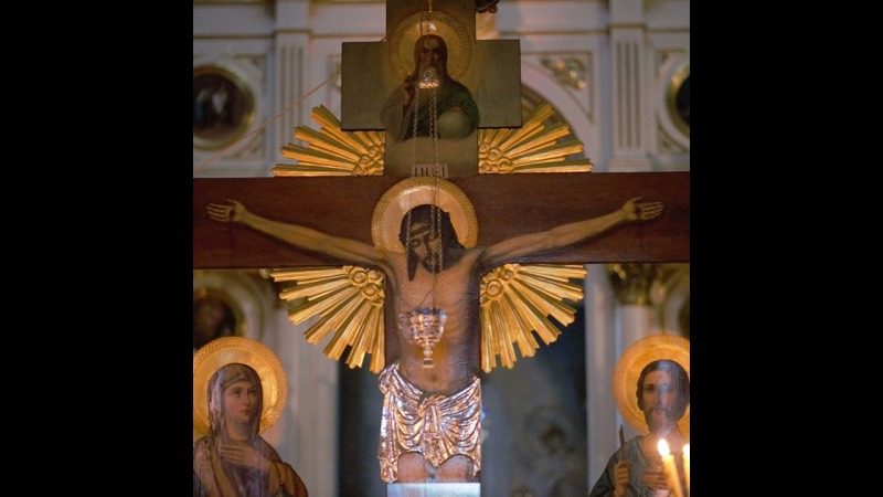 Jutrznia Wielkiego Piątku z czytaniem 12 fragmentów Ewangelii